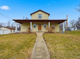 805 W Main St, Elmwood, IL 61529