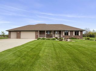 W3022 Sunshine Rd, Freedom, WI 54130