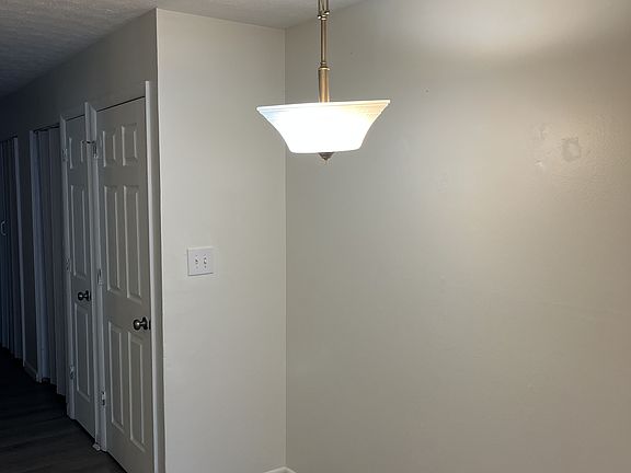 5th image of 315 Ethel Ave #1