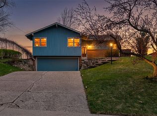 2563 Hull Ave, Des Moines, IA 50317