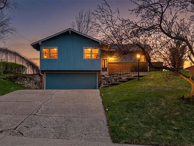 2563 Hull Ave, Des Moines, IA, 50317