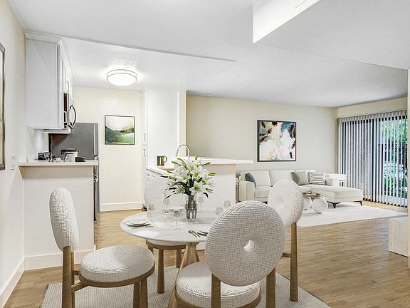3rd image of 9810 Zelzah Ave #344