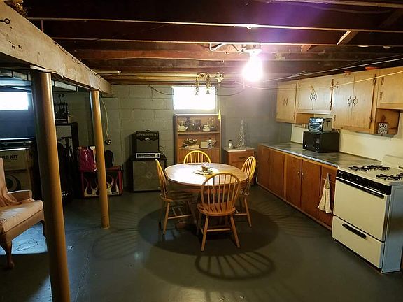 2nd image of 2904 Columbus Ave