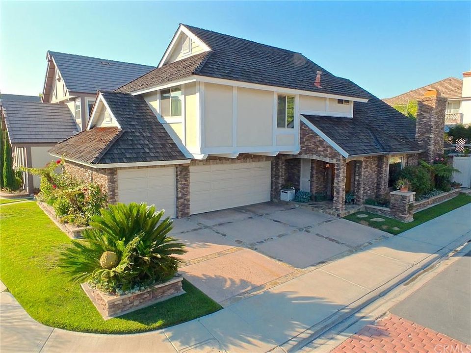 1st image of 6230 Seville Ct