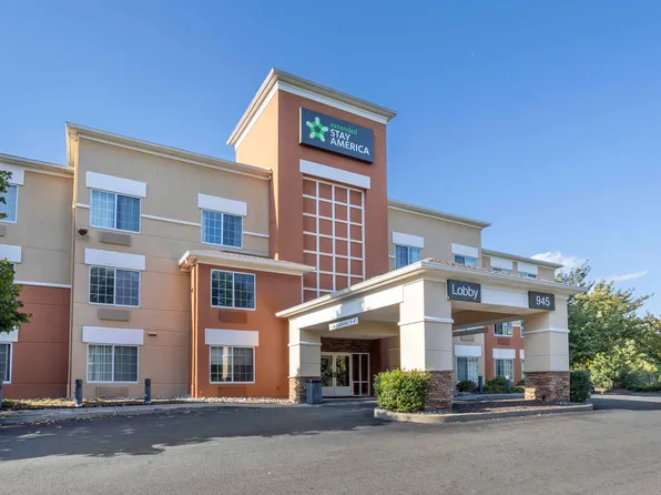 Shelton - Fairfield County, 945 Bridgeport Ave, Shelton, CT 06484