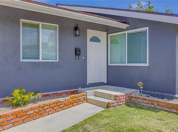 4th image of 3303 W Deerwood Dr