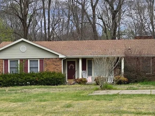 444 Bryan Rd, Clarksville, TN 37043