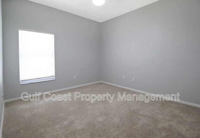 4815 77th St E — Photo 40