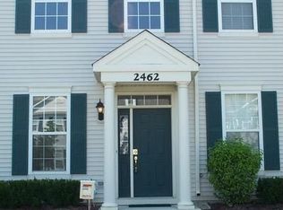 2462 Georgetown Cir, Aurora, IL 60503