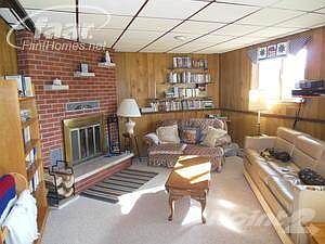 2nd image of 6241 Pine St