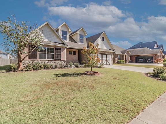 2nd image of 4103 SW Staverton Dr