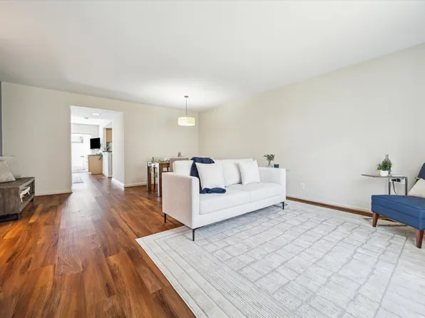 2065 Winrock Blvd #55, Houston, TX 77057