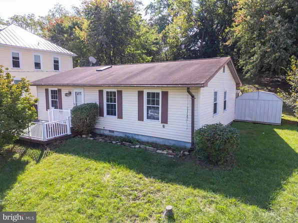 224 Orchard St, Front Royal, VA 22630
