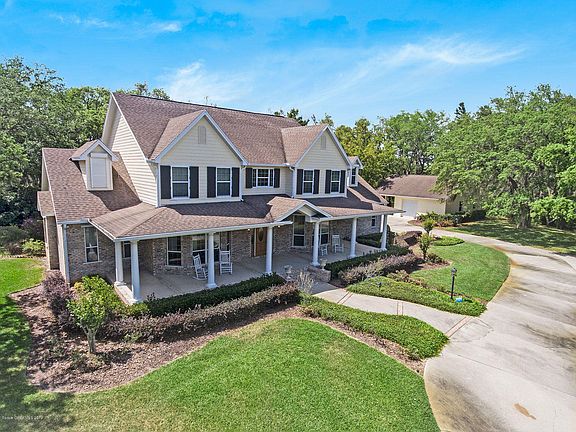 3rd image of 280 Thurston Ct
