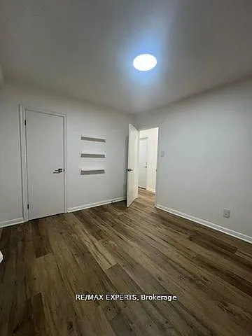 101 Kenwood Ave #2 — Photo 14