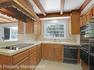 25091 Tepa Way, Los Altos Hills, CA 94022