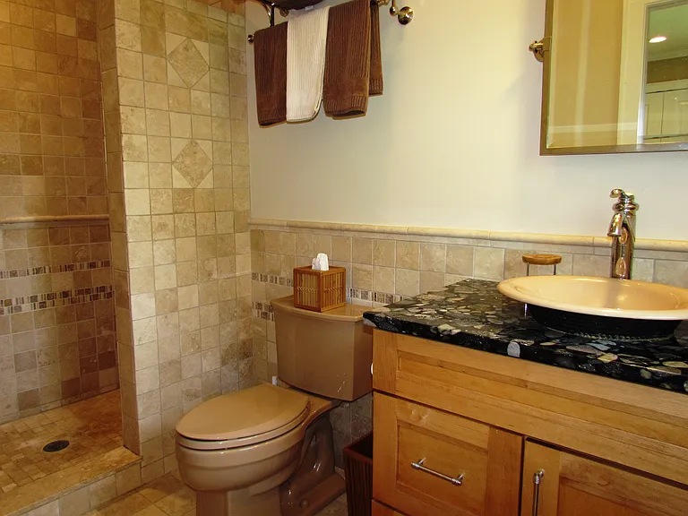 26 Hoppin Ave — Photo 10