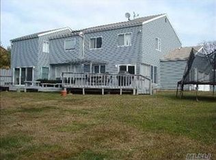 22 Tamara Ct, Melville, NY 11747
