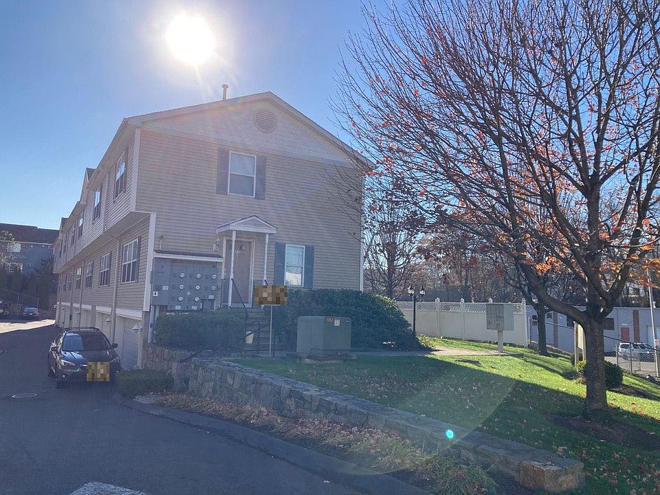 2nd image of 5 Rockland Rd