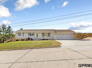 1010 Skyline Dr, Logan, IA 51546