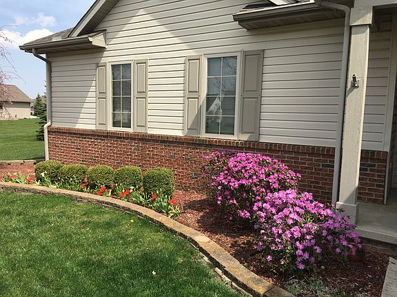 3rd image of 1030 Cherokee Dr