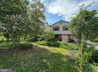 900 Marshall Dr, Warminster, PA 18974