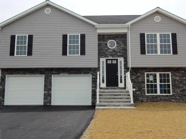 552 Ives St, Martinsburg, WV 25405