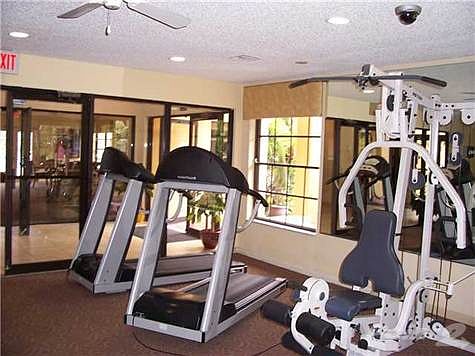 4th image of 10105 W Sunrise Blvd APT 204