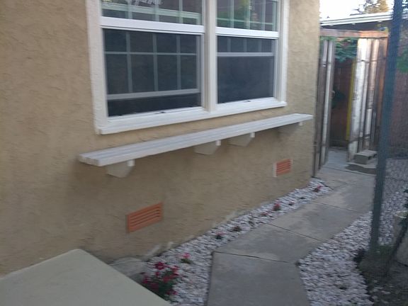 3rd image of 3740 W 115th St