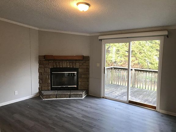 3rd image of 307 Tammy Lynn Cir