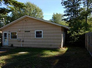 20 Paige Dr, Coventry, RI 02816