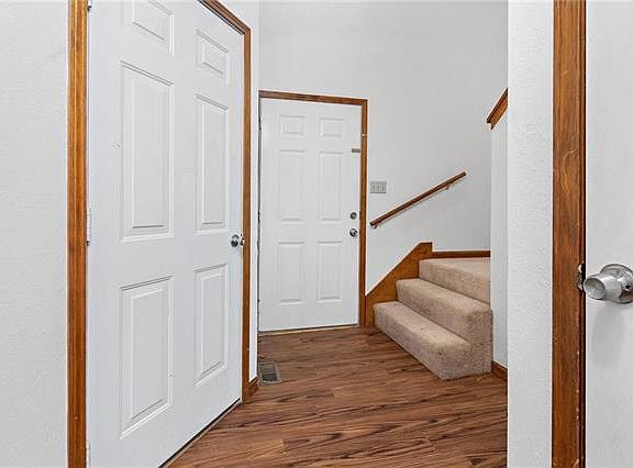 4th image of 1373 Sherman Ave