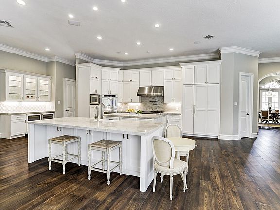5th image of 6014 Running Creek Ct