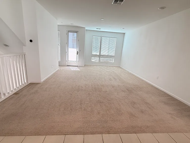 3931 Meridian St — Photo 14