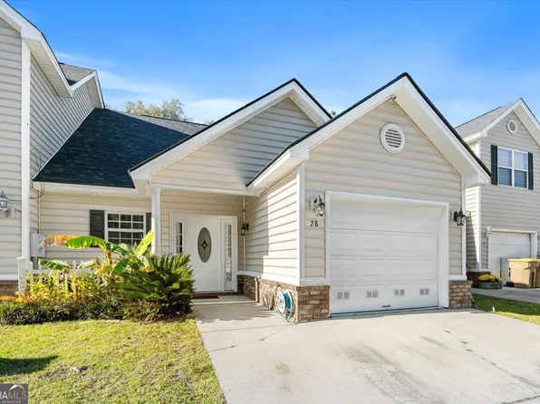 28 Cypress Pointe Dr, Richmond Hill, GA 31324