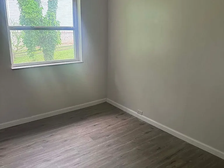 115 Decatur Rd — Photo 11