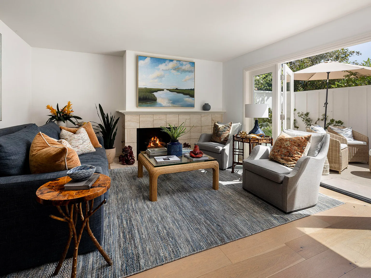 2 bed, 2.5 bath, 1882 sqft, $8,500 — Photo 3