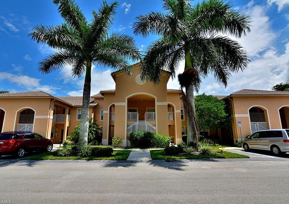 1st image of 20081 Barletta Ln Unit 2823