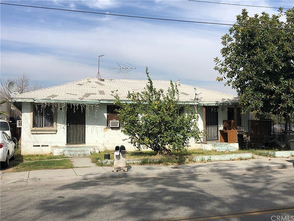 1st image of 2053 Roberta St