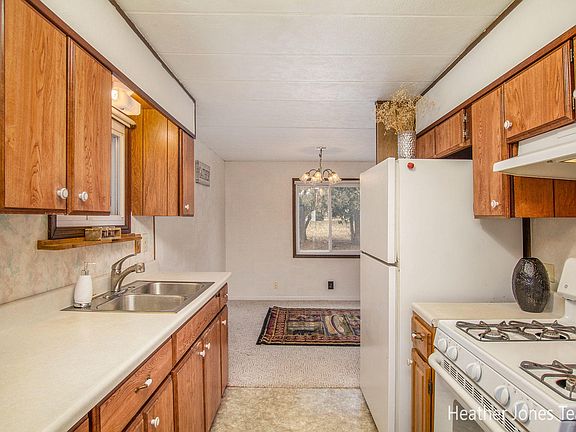 4th image of 4352 S Sheridan Rd