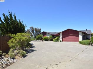 27941 El Portal Dr, Hayward, CA 94542