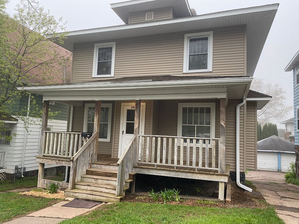 1st image of 619 N 17th Ave E