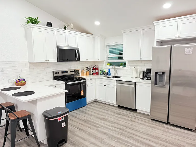 8529 Santa Clara Dr — Photo 6