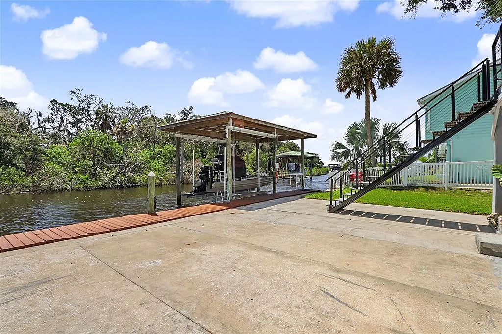 3 bed, 3.0 bath, 1125 sqft, $4,500 — Photo 3
