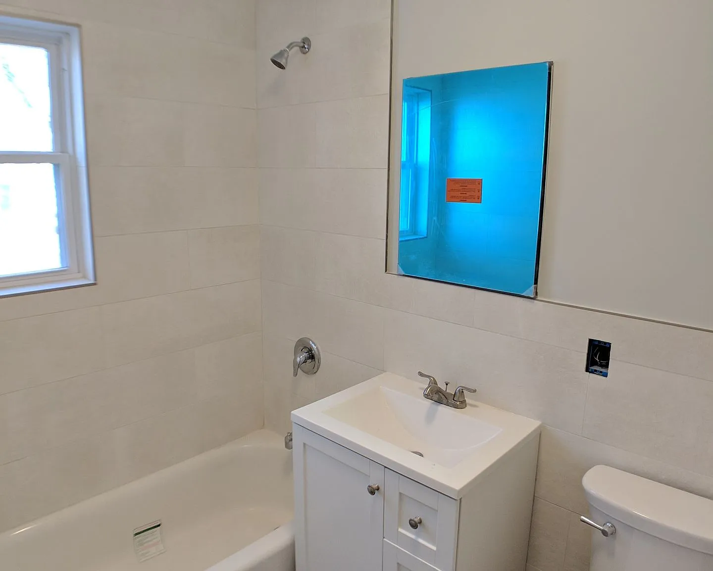 Montclair Gardens — Photo 4
