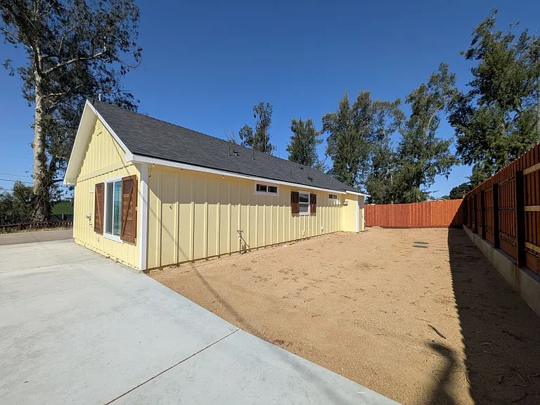 841 Orchard Rd — Photo 19
