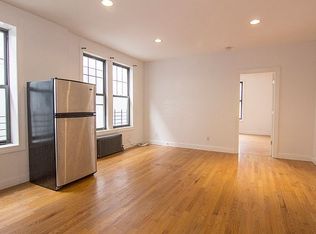 3259 33rd St APT 1F, Astoria, NY 11106