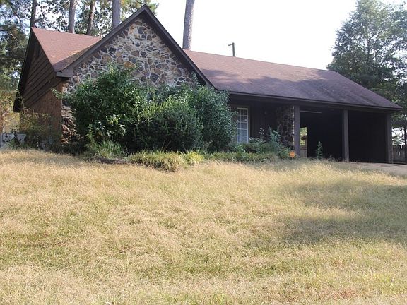 3rd image of 1002 Lakewood Dr