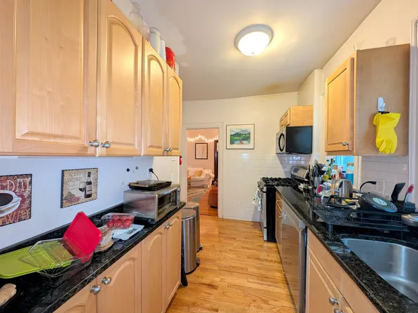 15 Chandler St, Somerville, MA 02144