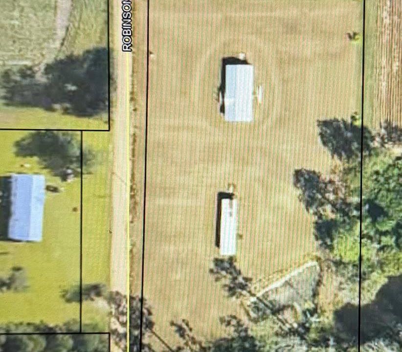 1st image of 916 NE Robinson Rd Tract 2